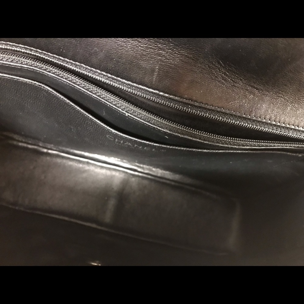 SOLD     Chanel Jumbo Patent Diamond Quilted Flap - Picture 4 of 8